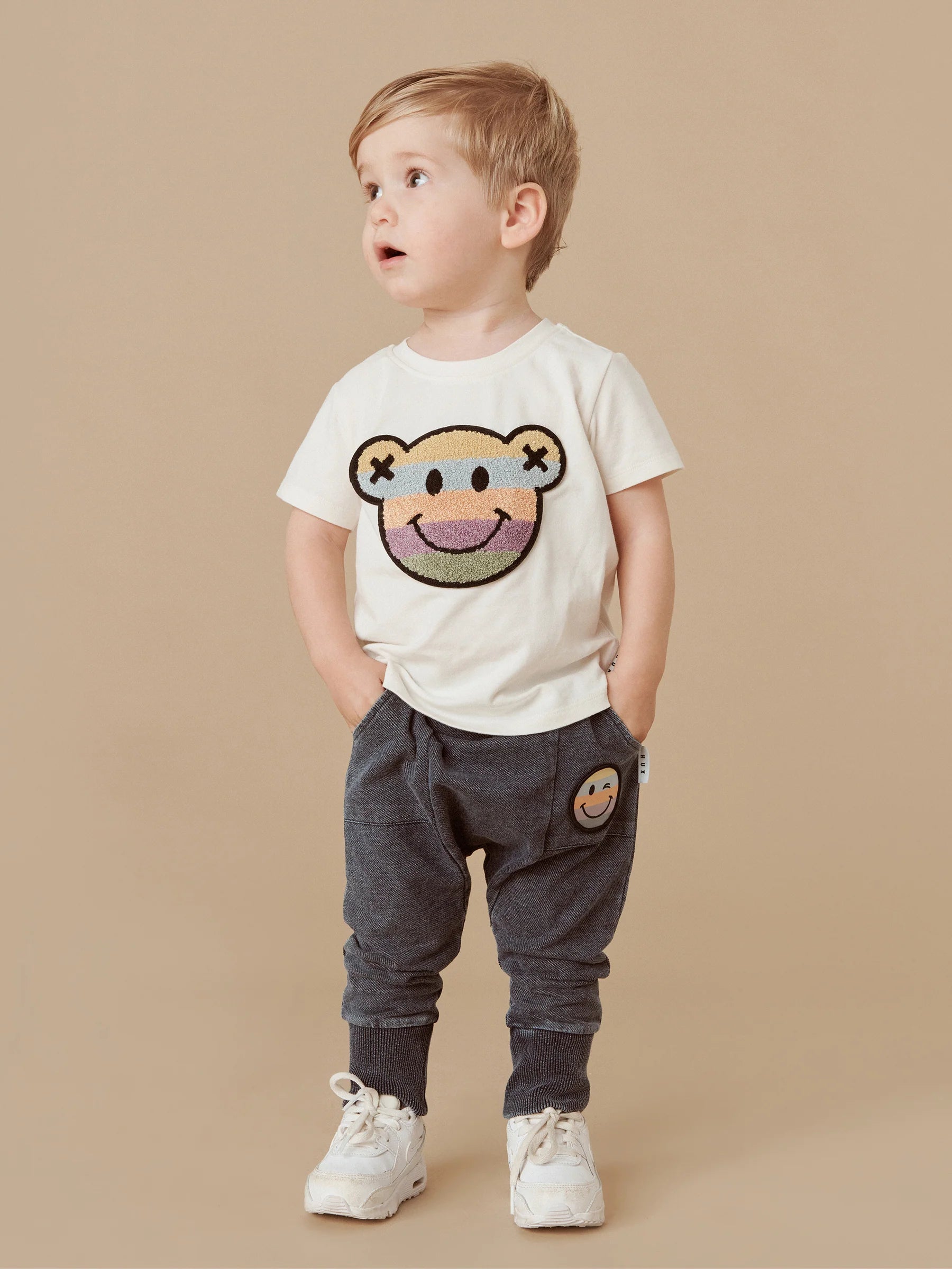 HUX RAINBOW SMILE BEAR T-SHIRT